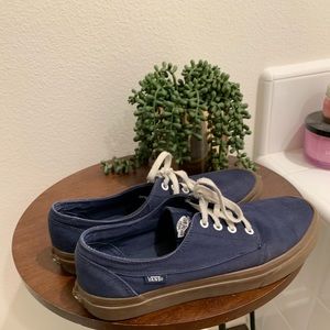 Men’s navy blue VANS